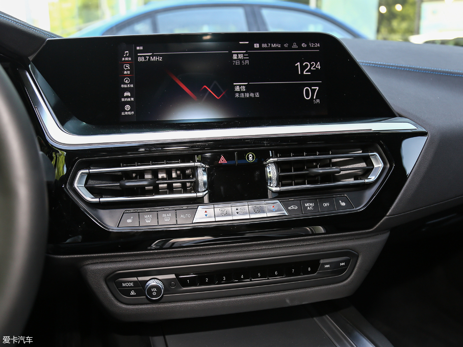 2019RZ4 sDrive 25i M\ҹb