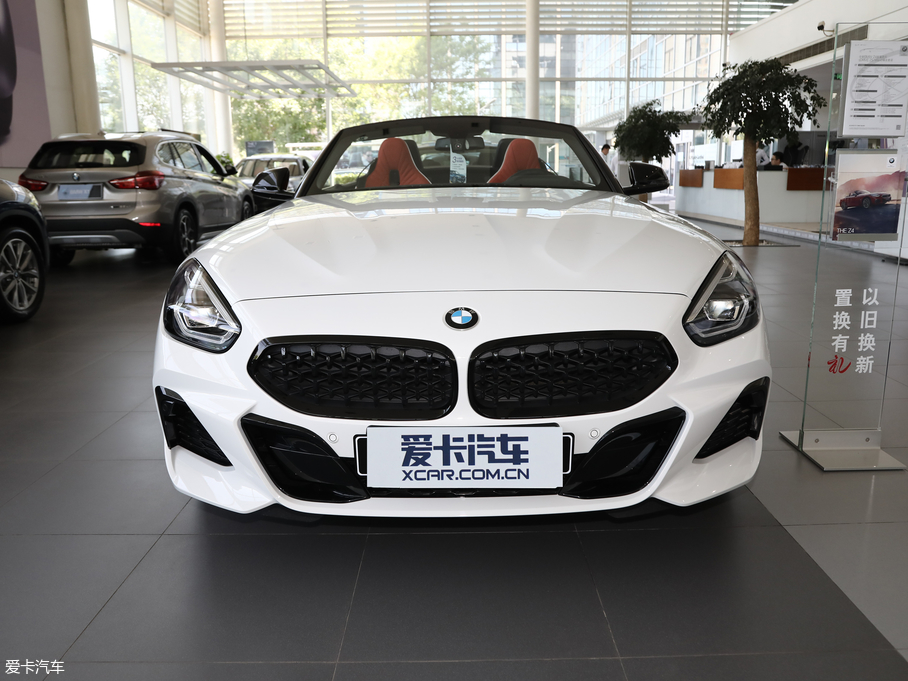 2019RZ4 sDrive 25i M\ҹb