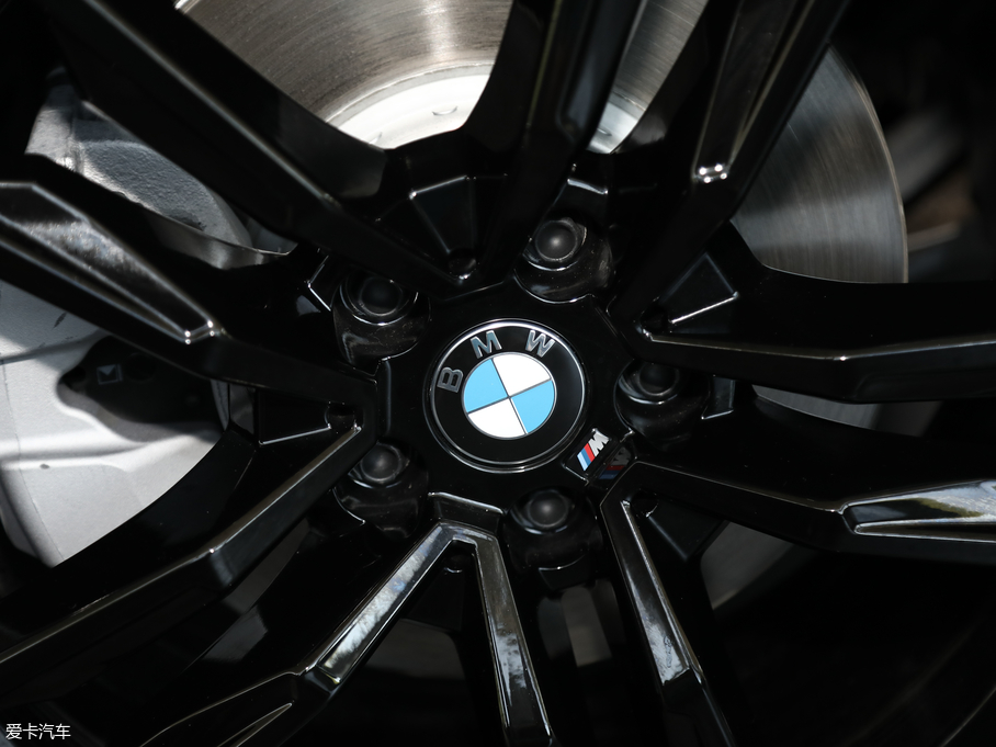 2019RZ4 sDrive 25i M\ҹb