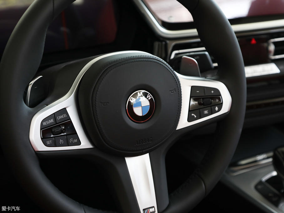 2019RZ4 sDrive 25i M\ҹb