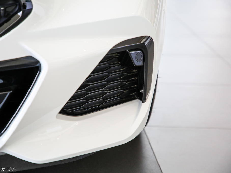 2019RZ4 sDrive 25i M\b