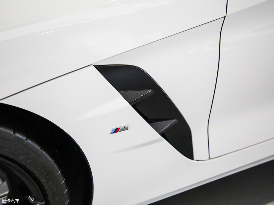 2019RZ4 sDrive 25i M\b