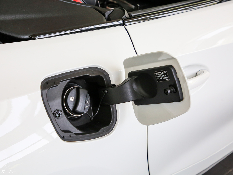 2019RZ4 sDrive 25i M\b