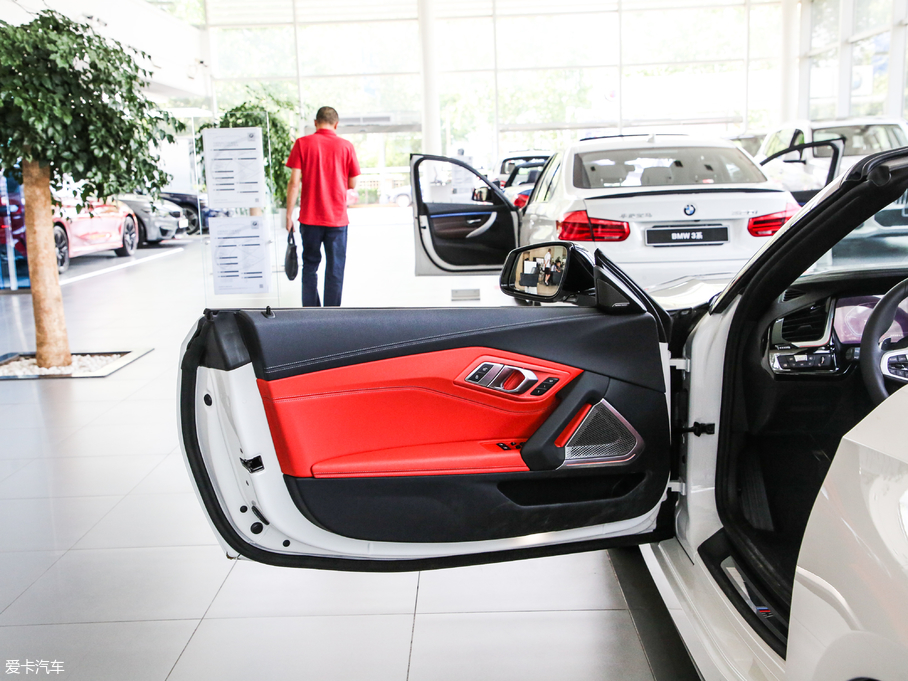 2019RZ4 sDrive 25i M\(yn)(dng)b