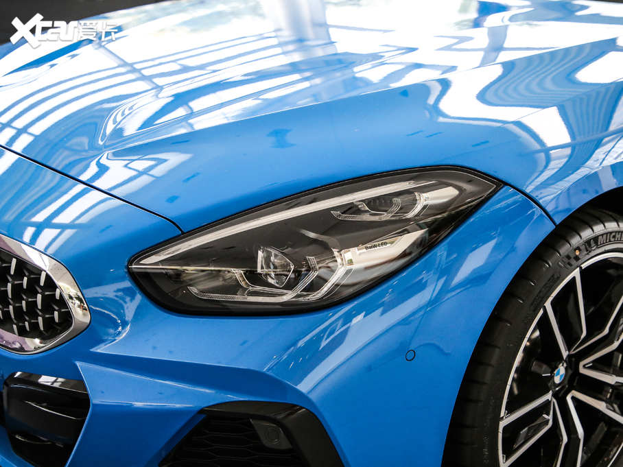 2019RZ4 sDrive 25i M\b