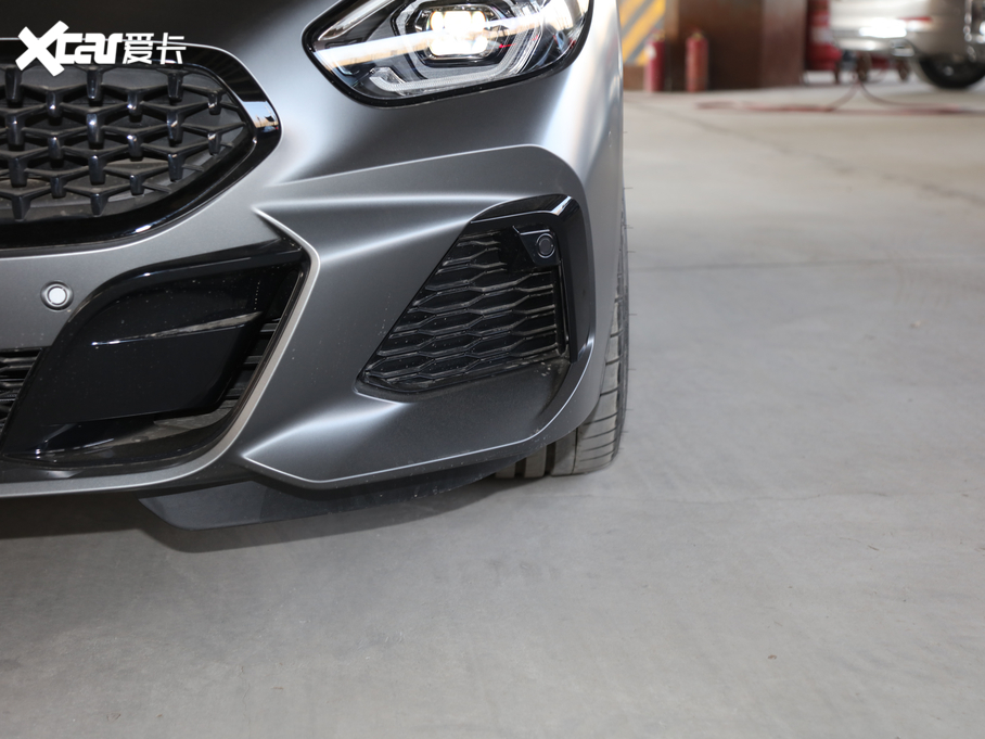 2019RZ4 sDrive 25i y˪