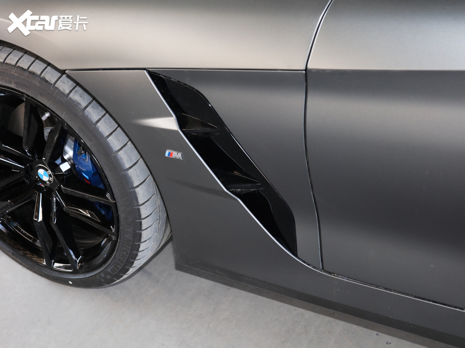 2019RZ4 sDrive 25i y˪