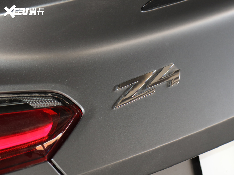 2019RZ4 sDrive 25i y˪