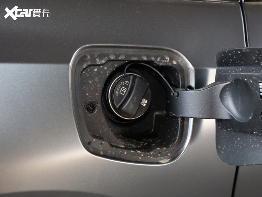 2019RZ4 sDrive 25i y˪