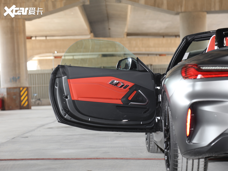 2019RZ4 sDrive 25i y˪