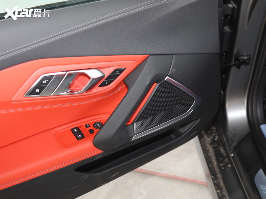 2019RZ4 sDrive 25i y˪