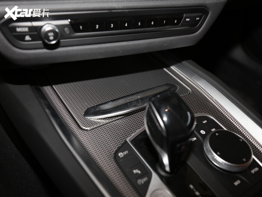 2019RZ4 sDrive 25i y˪