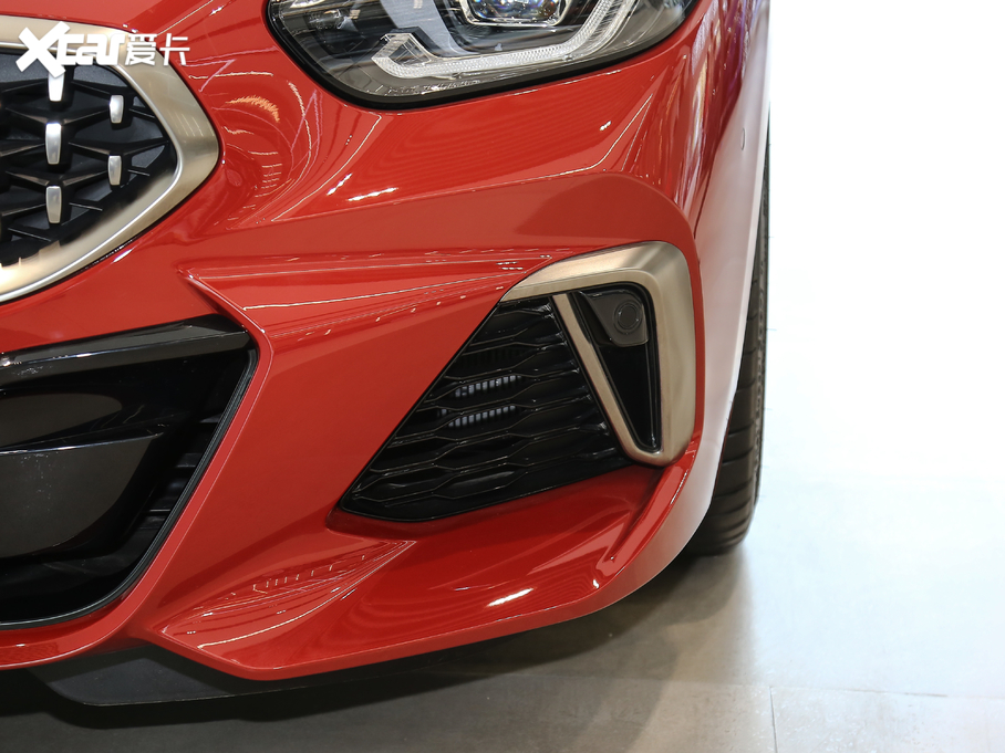 2019RZ4 M40i M\ܰ