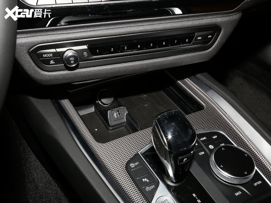 2019RZ4 M40i M\ܰ