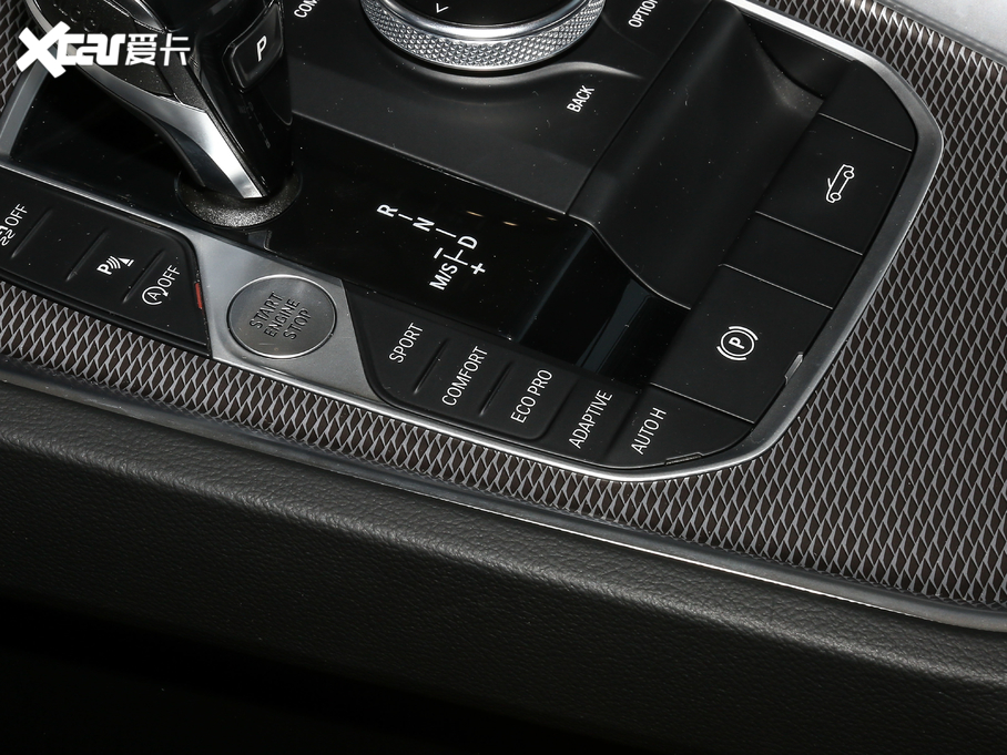 2019RZ4 M40i M\ܰ