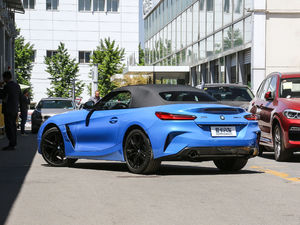 2019sDrive 25i M\ҹb w^