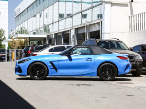 2019sDrive 25i M\ҹb w^