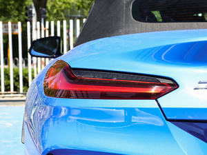 2019sDrive 25i M\ҹb ^