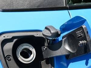 2019sDrive 25i M\ҹb ^