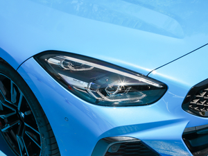 2019sDrive 25i M\ҹb ^