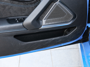 2019sDrive 25i M\ҹb ǰTg