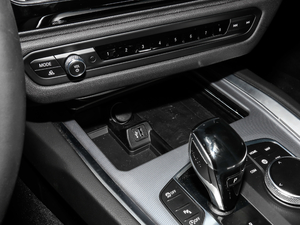 2019sDrive 25i M\(yn)ҹb g