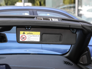 2019sDrive 25i M\ҹb g