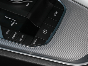 2019sDrive 25i M\ҹb v܇Ƅ