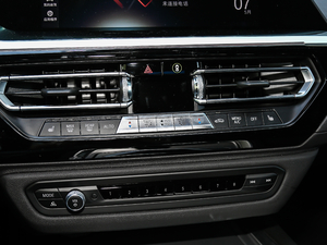 2019sDrive 25i M\ҹb п؅^