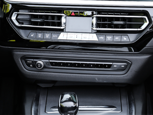 2019sDrive 25i M\ҹb {