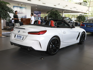 2019sDrive 25i M\(yn)ҹb w^