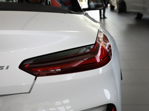 2019sDrive 25i M\ҹb β