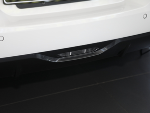 2019sDrive 25i M\ҹb ^