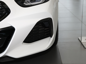 2019sDrive 25i M\ҹb ^