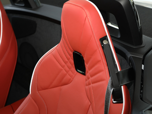 2019sDrive 25i M\ҹb g