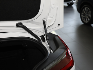 2019sDrive 25i M\ҹb g