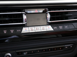 2019sDrive 25i M\ҹb п؅^