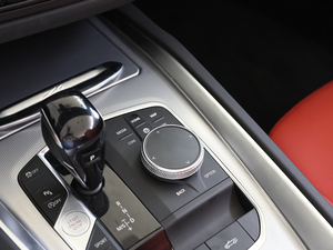 2019sDrive 25i M\ҹb п؅^