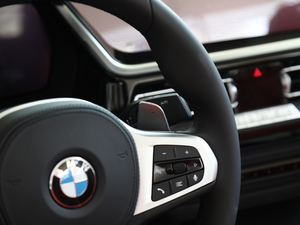 2019sDrive 25i M\ҹb п؅^