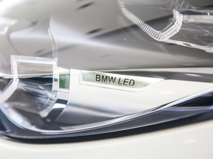 2019sDrive 25i M\b (x)(ji)^