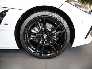 2019sDrive 25i M\b (x)(ji)^