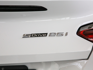 2019sDrive 25i M\b ^