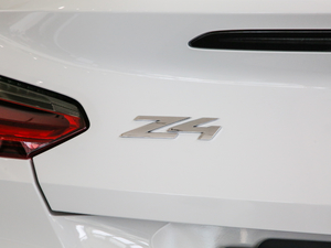 2019sDrive 25i M\b ^