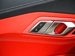 2019sDrive 25i M\b g