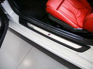 2019sDrive 25i M\b g