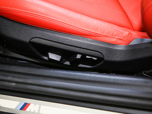 2019sDrive 25i M\b {{