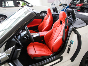 2019sDrive 25i M\b {