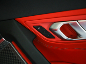 2019sDrive 25i M\b g