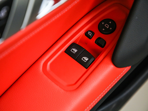 2019sDrive 25i M\b {܇ƅ^(q)	