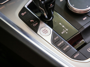 2019sDrive 25i M\b п؅^